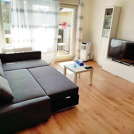 Cozy Sunshine Apartment With Balcony 4 Persons Max Ivry-sur-Seine Exteriér fotografie